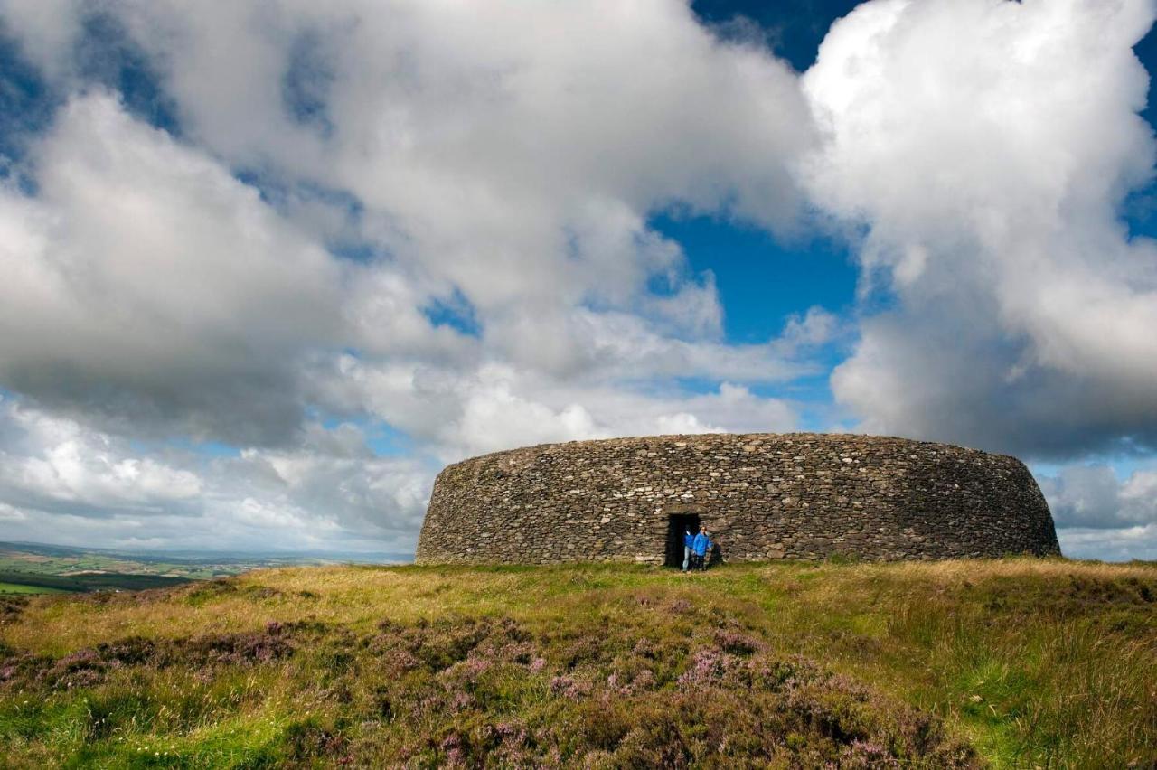 Joyce'S Carndonagh Inishowen Exterior photo